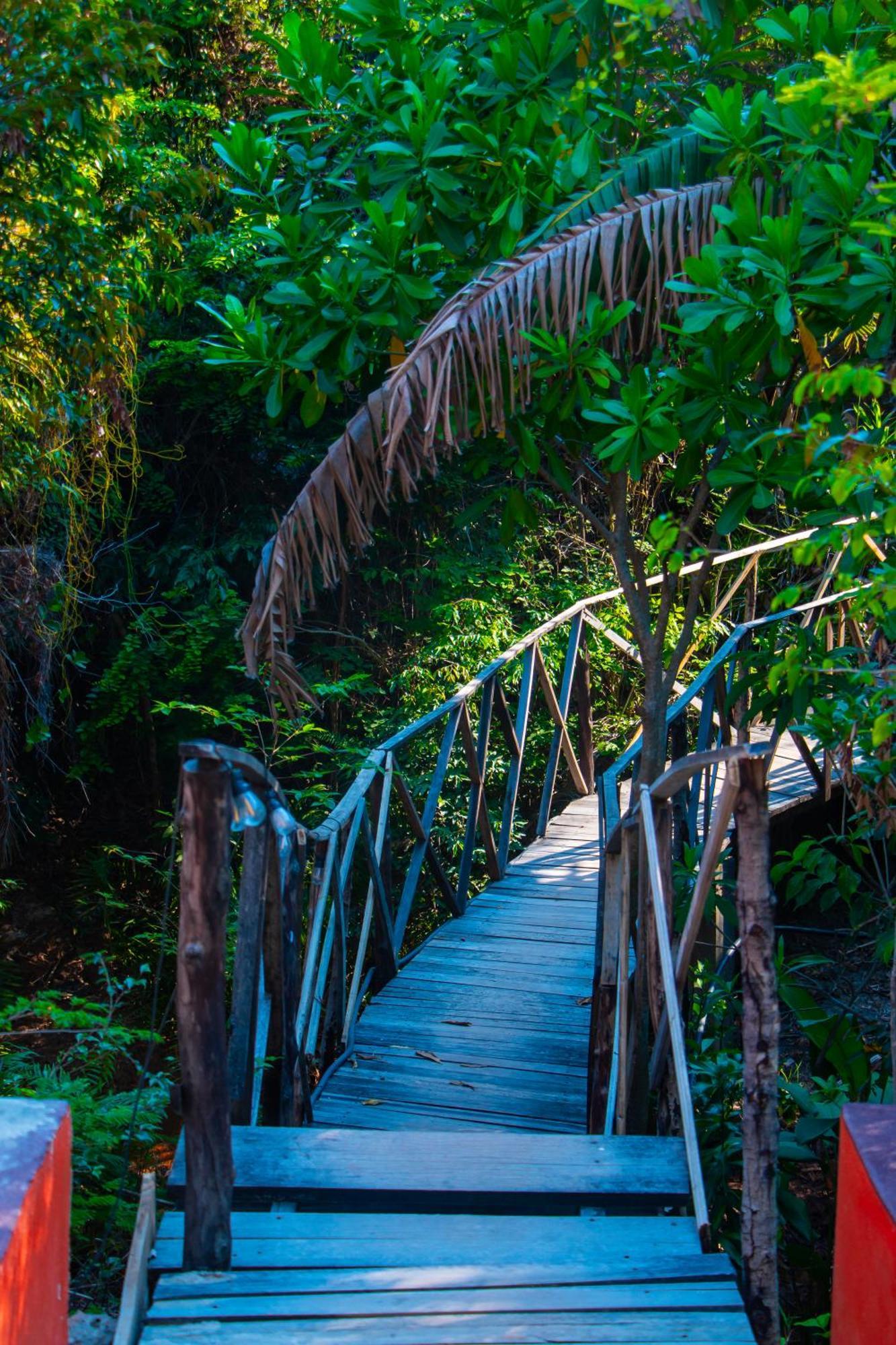 Ampazony Oasis Lodge Mahajanga Εξωτερικό φωτογραφία