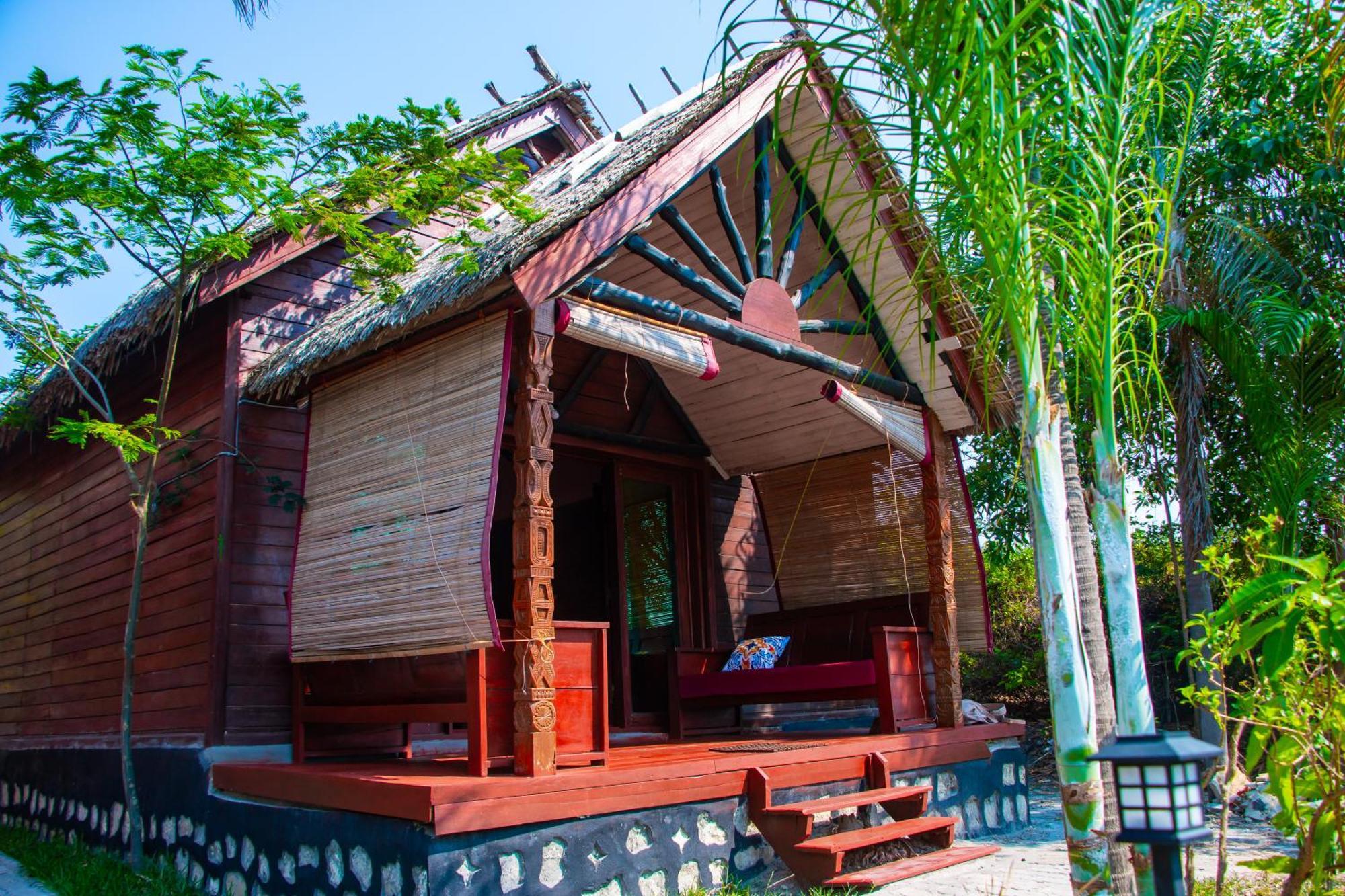Ampazony Oasis Lodge Mahajanga Εξωτερικό φωτογραφία